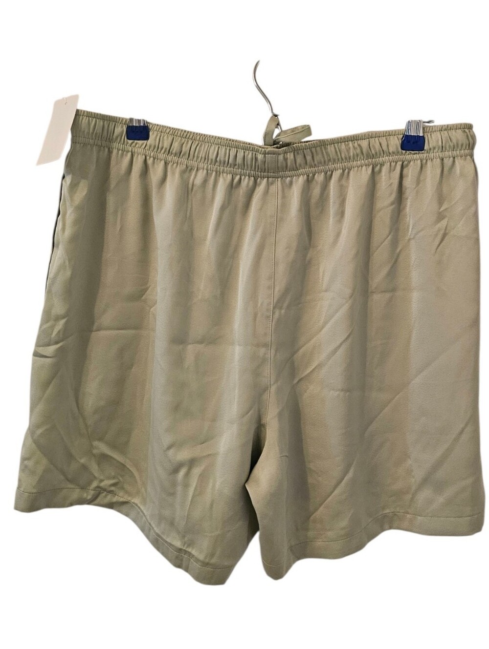 Light Green Uniqlo Women's Satin Relaco Shorts - Picture 4 of 7